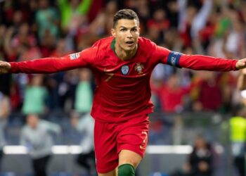 10 cau thu kien tao hay nhat the gioi anh dai dien 1