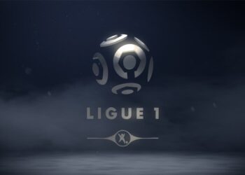 8 giai dau bong da hap dan nhat 4